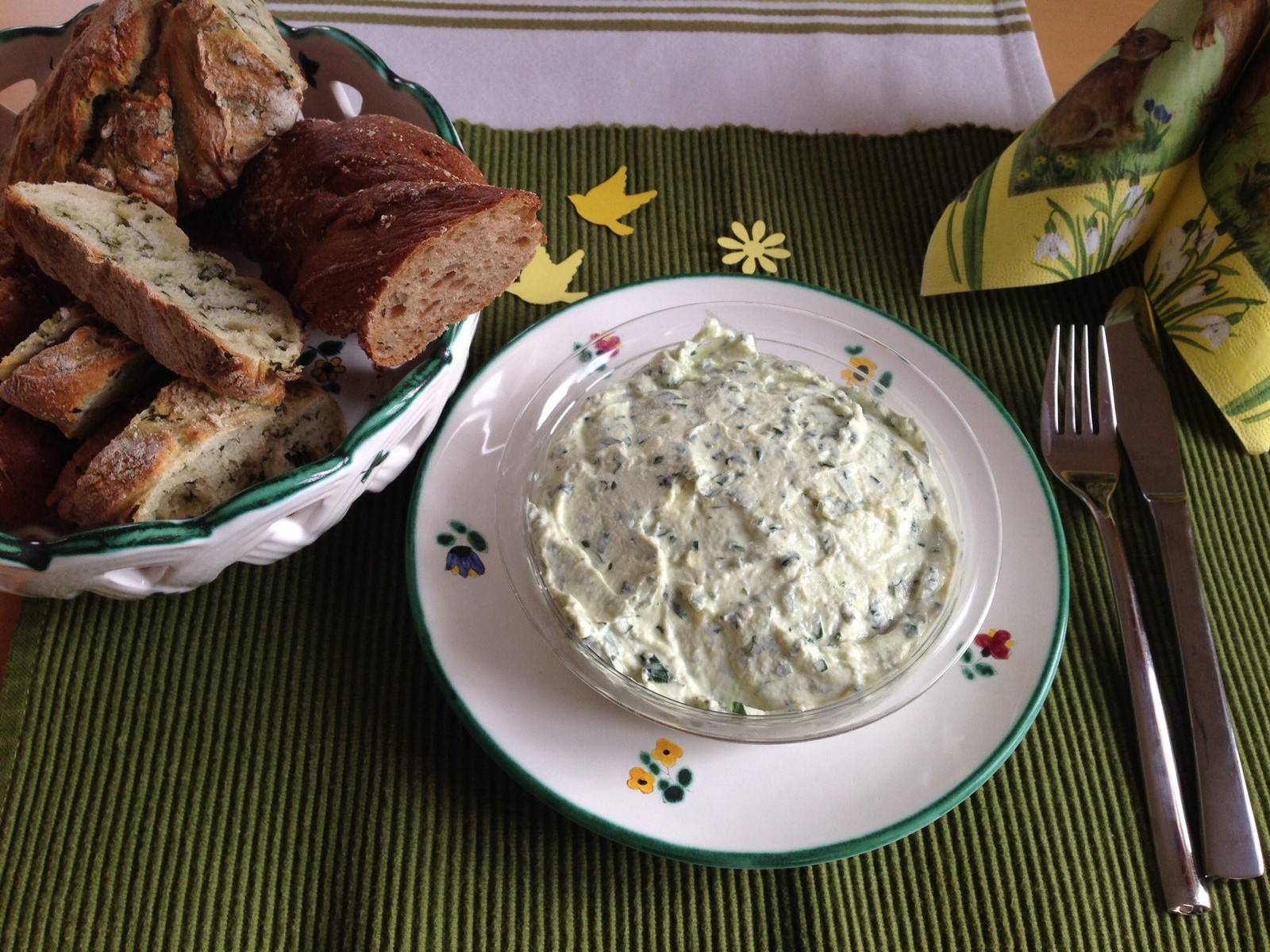 Bärlauchaufstrich Rezept - ichkoche.at Bärlauchaufstrich Rezept - ichkoche.at