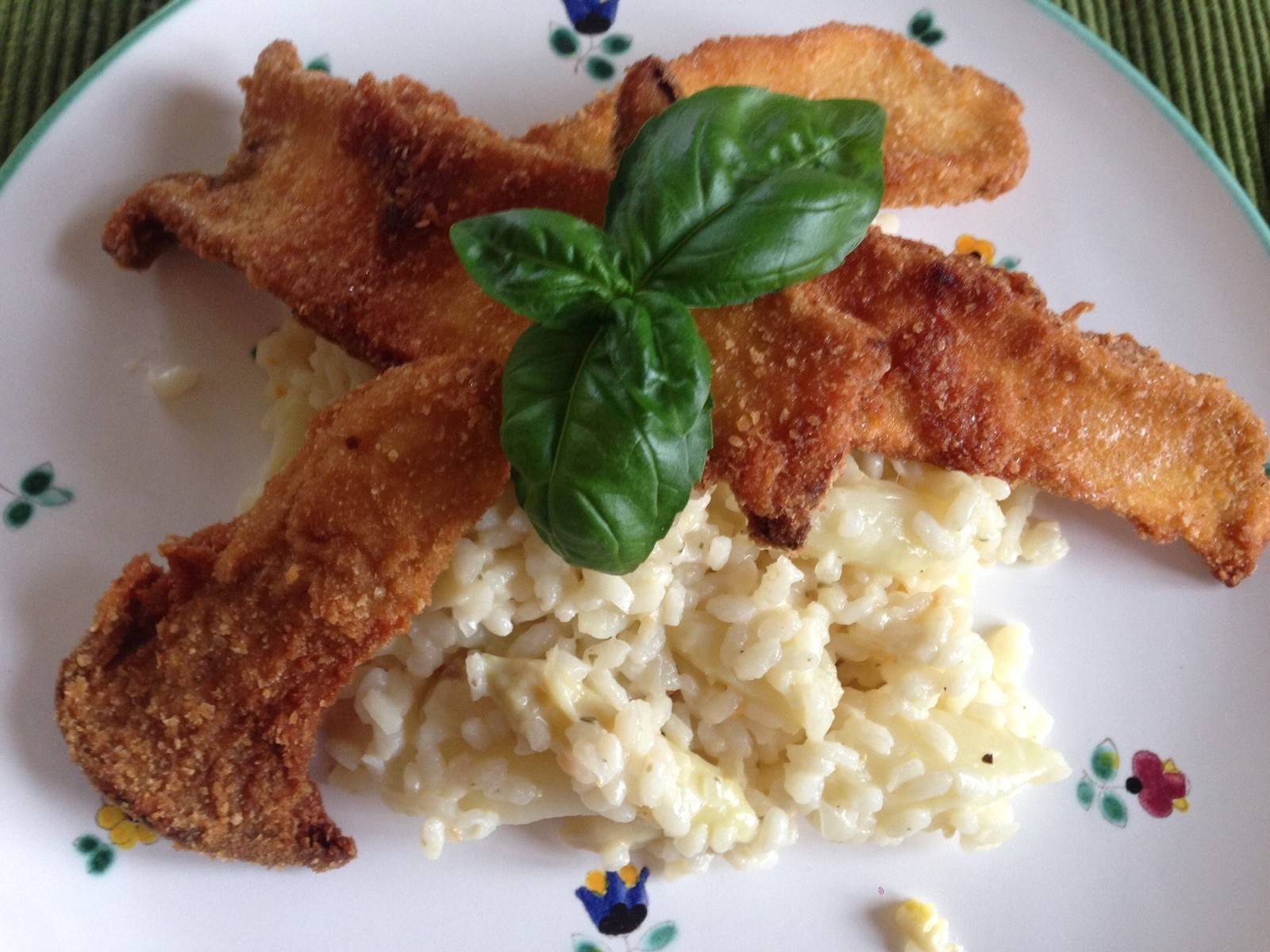 Spargelrisotto mit gebackenen Kräuterseitlingen