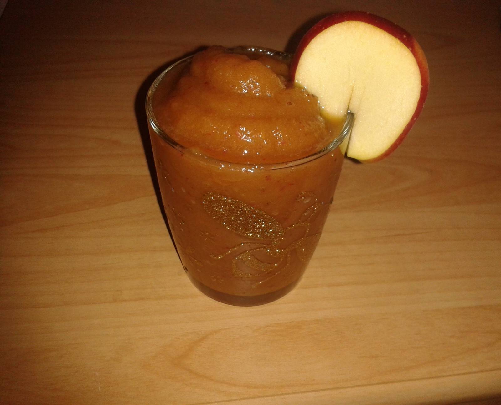 Apfel Smoothie mit Gurke Rezept - ichkoche.ch