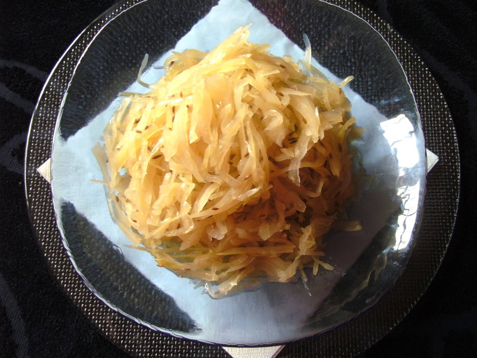 Warmer Krautsalat Rezept - ichkoche.de Warmer Krautsalat Rezept - ichkoche.de