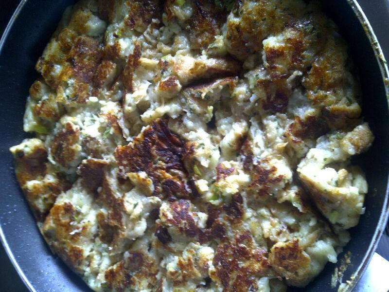 Käse-Semmelschmarrn Rezept - ichkoche.ch