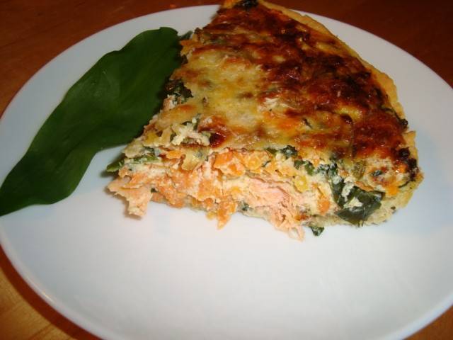 Bärlauchquiche mit Lachs Rezept - ichkoche.ch Bärlauchquiche mit Lachs Rezept - ichkoche.ch