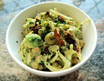 Kichererbsensalat mit Avocado Kichererbsensalat mit Avocado