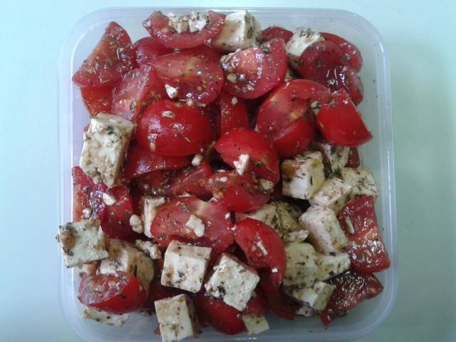 Feta-Tomaten-Salat