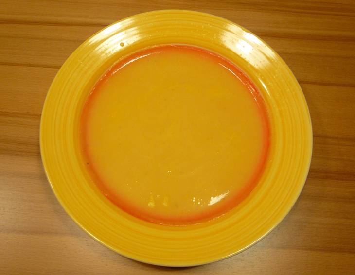 Kürbis-Orangen-Suppe Kürbis-Orangen-Suppe