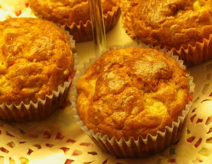 Muffins mit Roquefort, Birnen und Walnüssen Muffins mit Roquefort, Birnen und Walnüssen