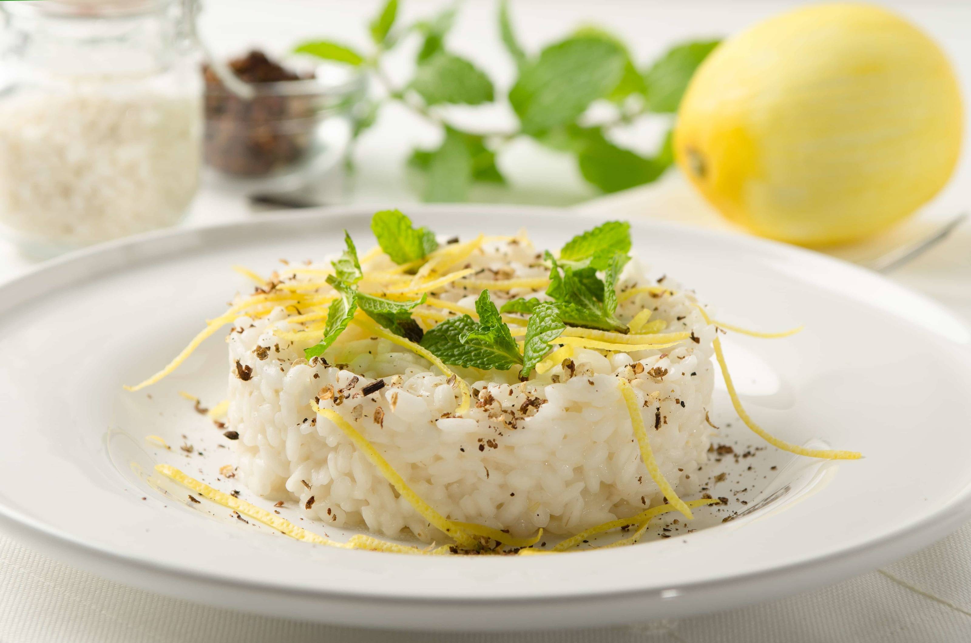 Risotto mit Zitrone, Minze und Pfeffer