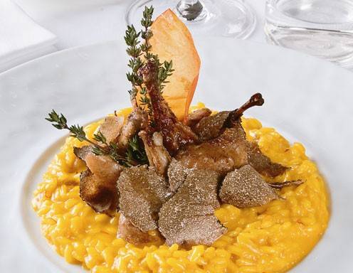 Risotto mit Safran, Wachtelbrust und weißem Trüffel