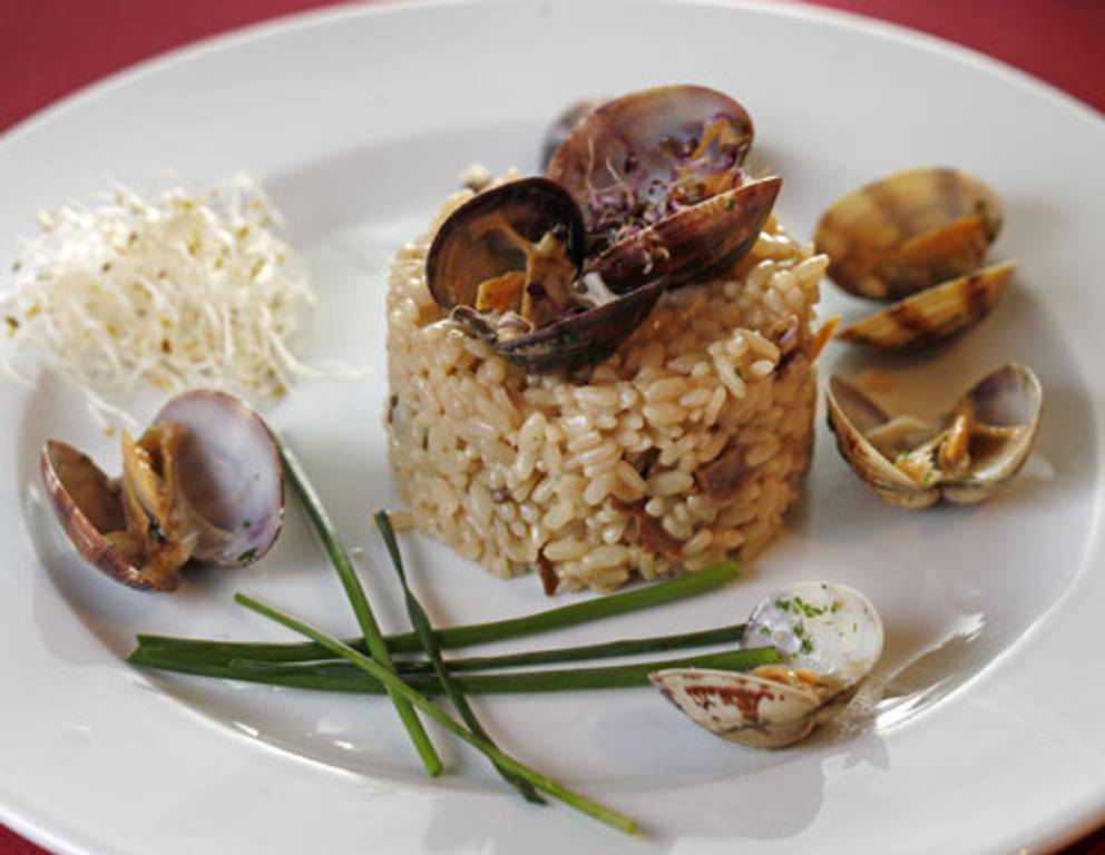 Steinpilz-Risotto mit Venusmuscheln Steinpilz-Risotto mit Venusmuscheln