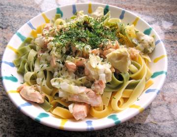 Pasta mit Lachs und Artischocken Pasta mit Lachs und Artischocken