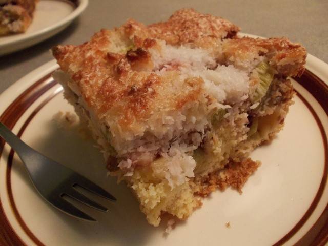 Rhabarber-Kokos-Kuchen Rezept - ichkoche.ch Rhabarber-Kokos-Kuchen Rezept - ichkoche.ch