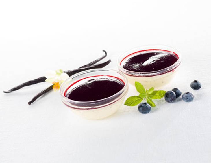 Vanillecreme mit Heidelbeeren Vanillecreme mit Heidelbeeren