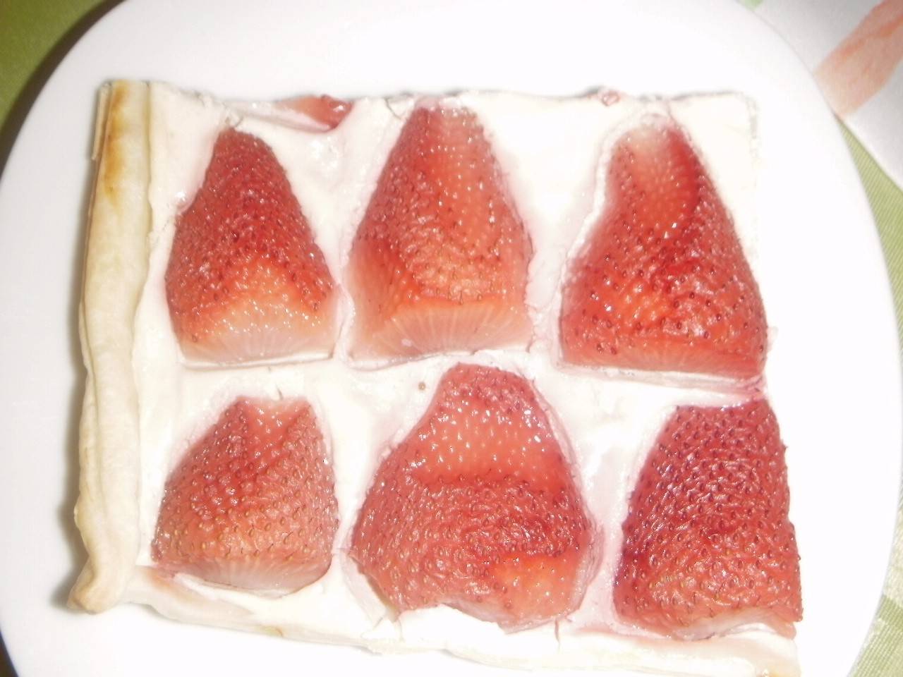 Erdbeeren auf Topfen