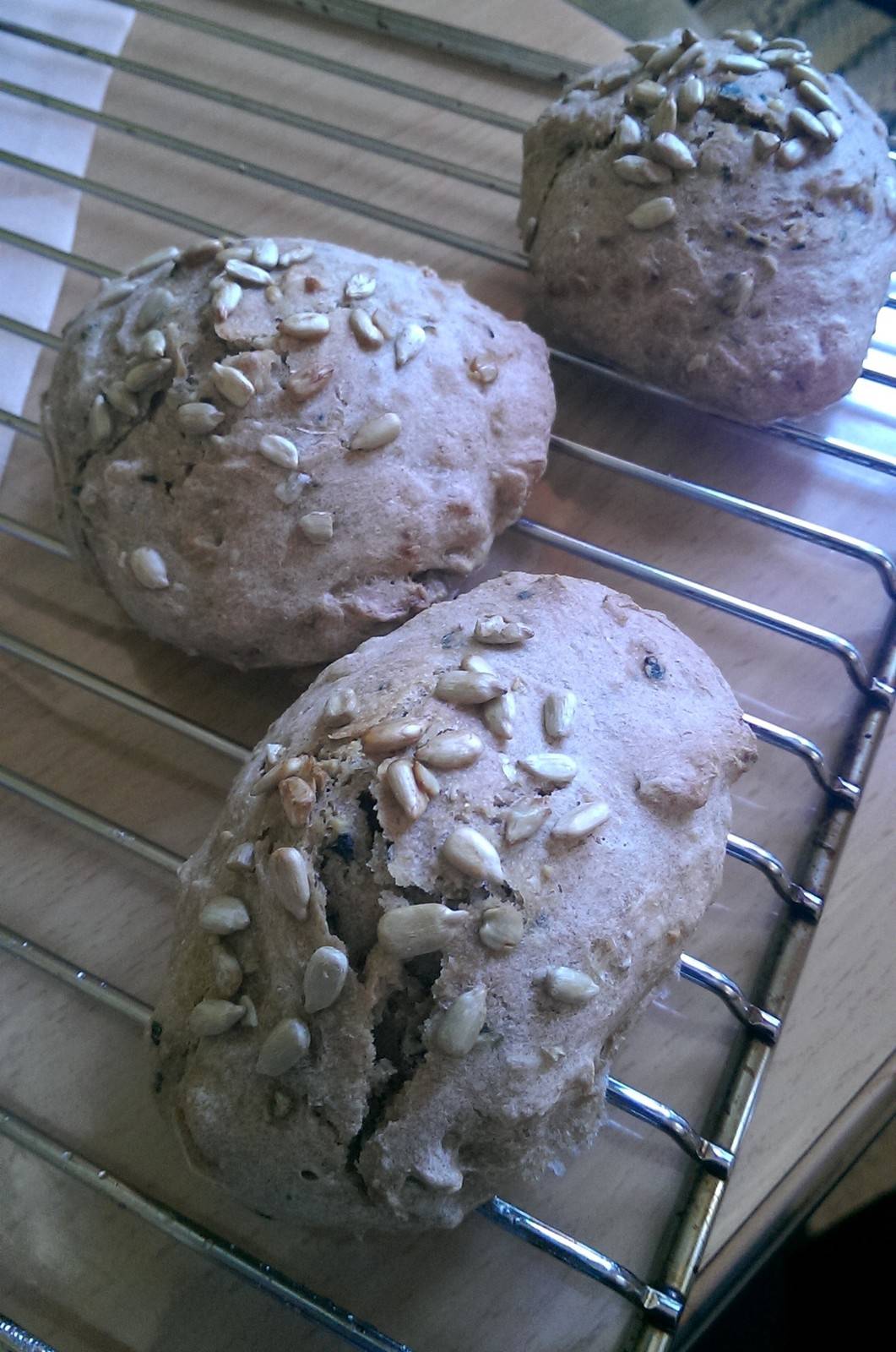 Sonnenblumenbrötchen