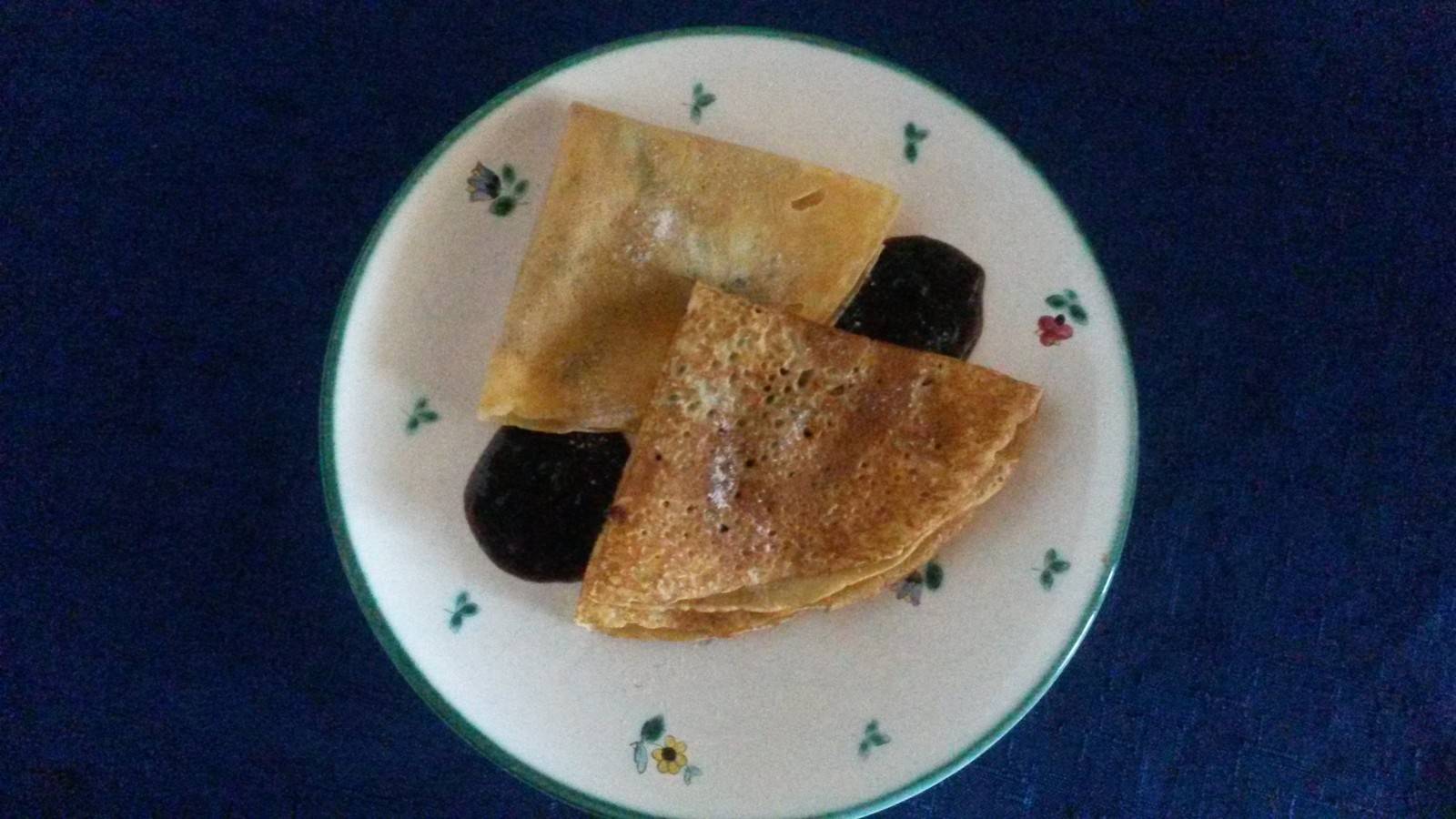 Palatschinken mit Powidlcreme Palatschinken mit Powidlcreme