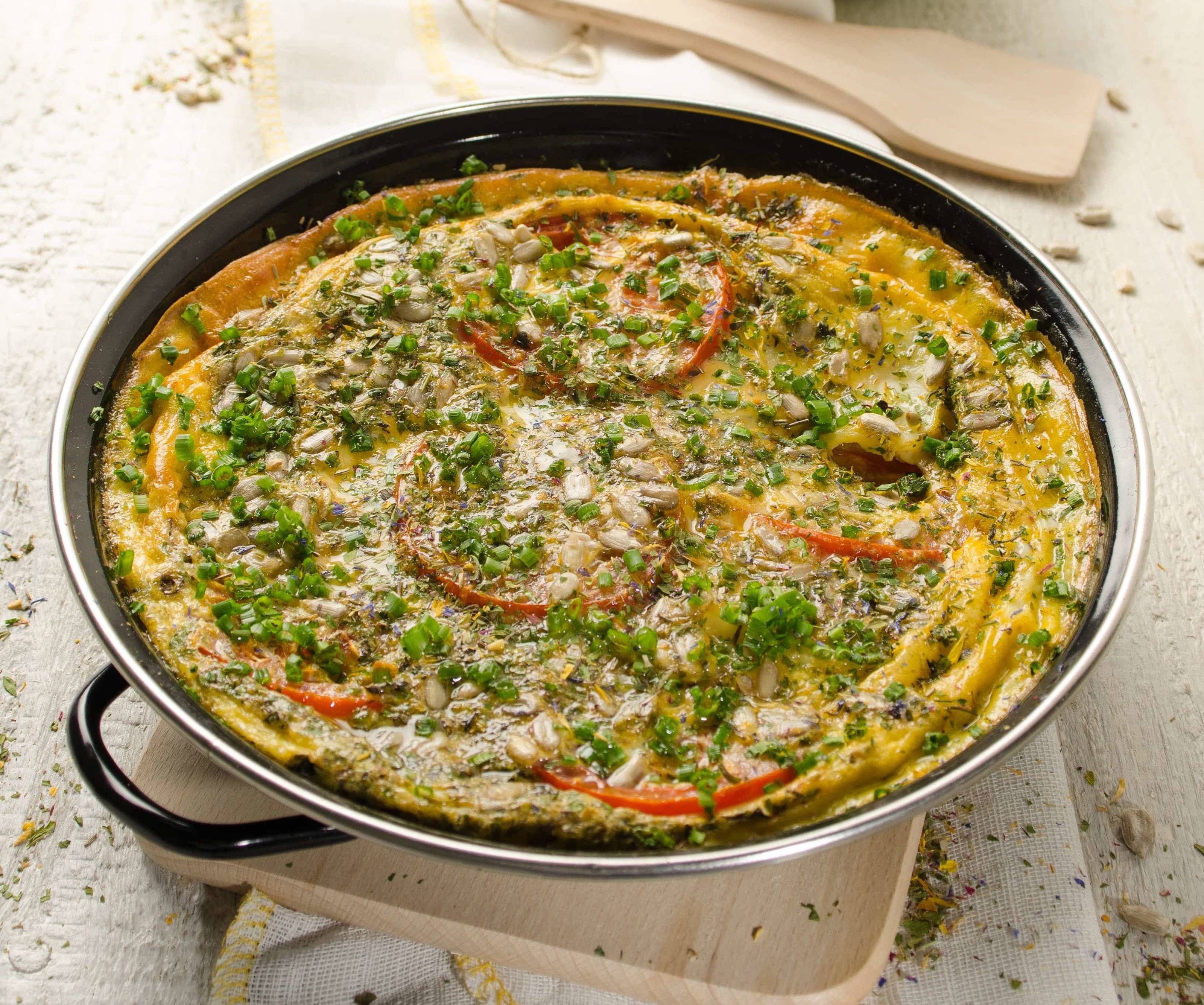 Sojasprossen-Omelette mit Paradeisern Rezept