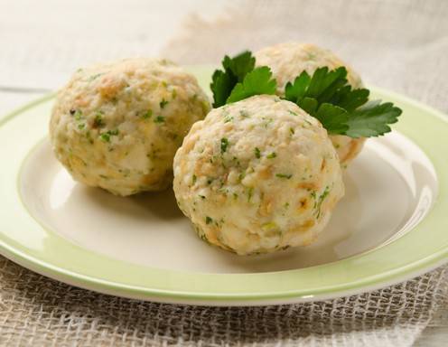 Semmelknödel Rezept