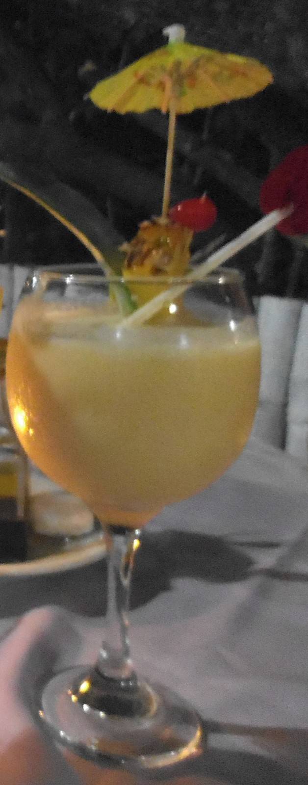 Ananas-Bananen-Cocktail Rezept - ichkoche.de Ananas-Bananen-Cocktail Rezept - ichkoche.de