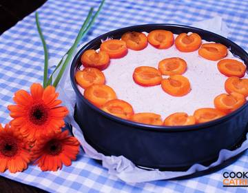 Leichte Eierlikör-Marillentorte ohne Backen Leichte Eierlikör-Marillentorte ohne Backen