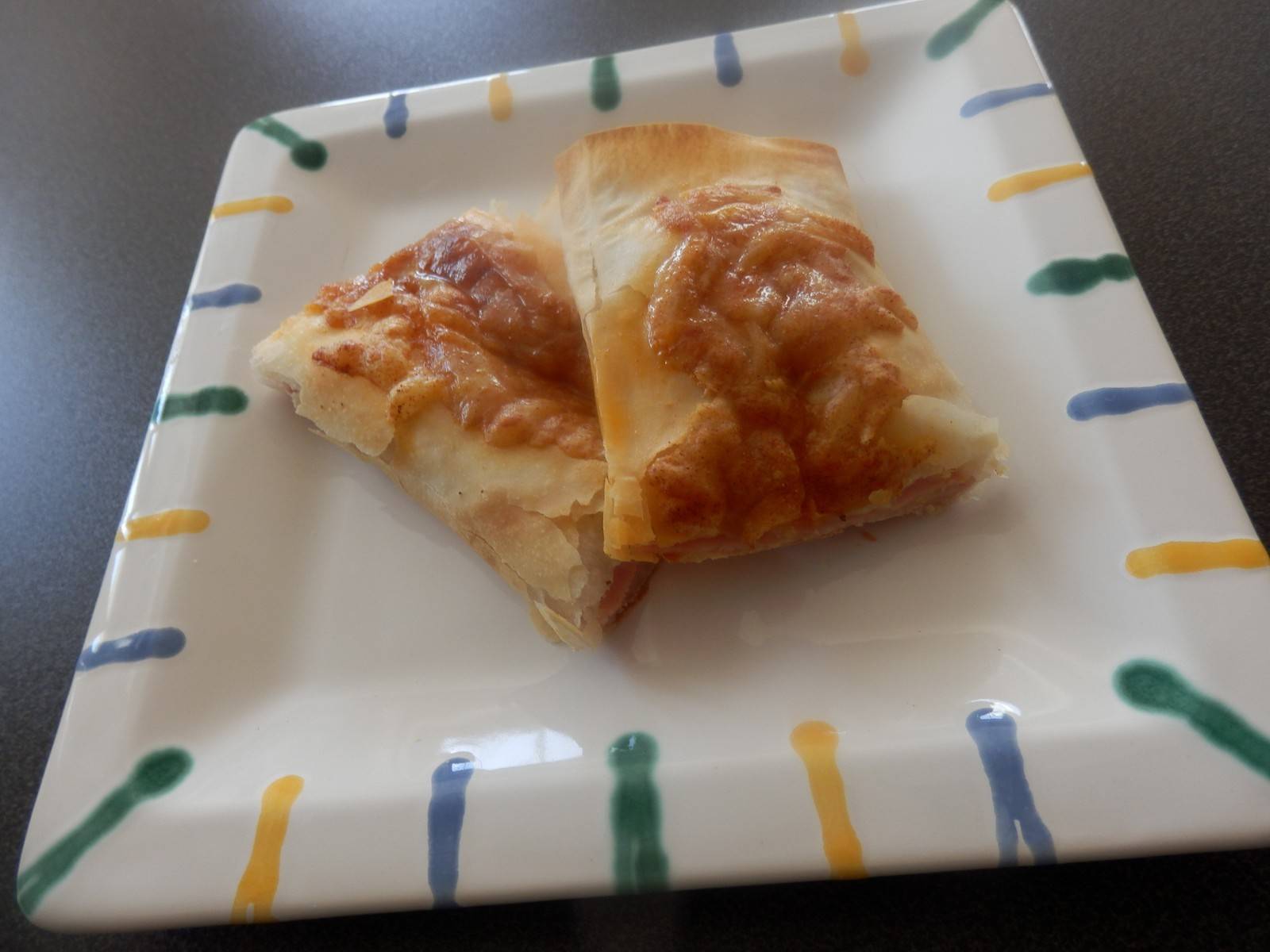 Schinken-Käse-Strudel