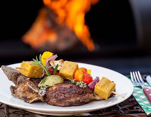 Rib eye Steak mit Gemüse-Polenta-Spieß