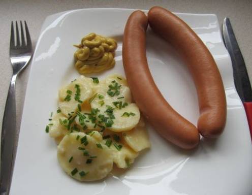 Frankfurter Würstchen mit Kartoffelsalat