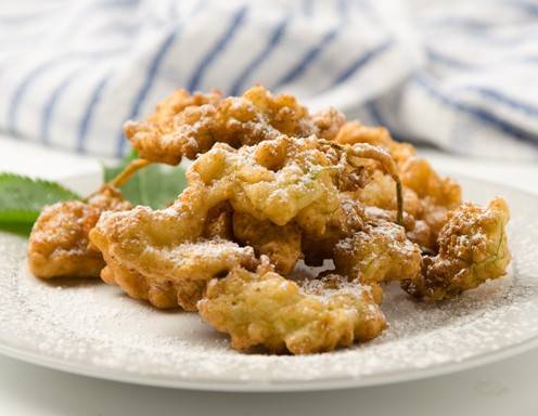 Ausgebackene Holunderblüten Rezept - ichkoche.ch