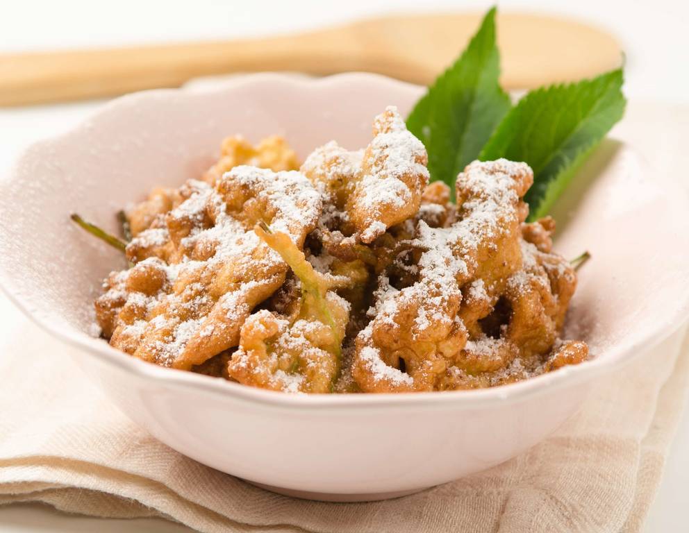 Hollerblüten im Backteig Hollerblüten im Backteig