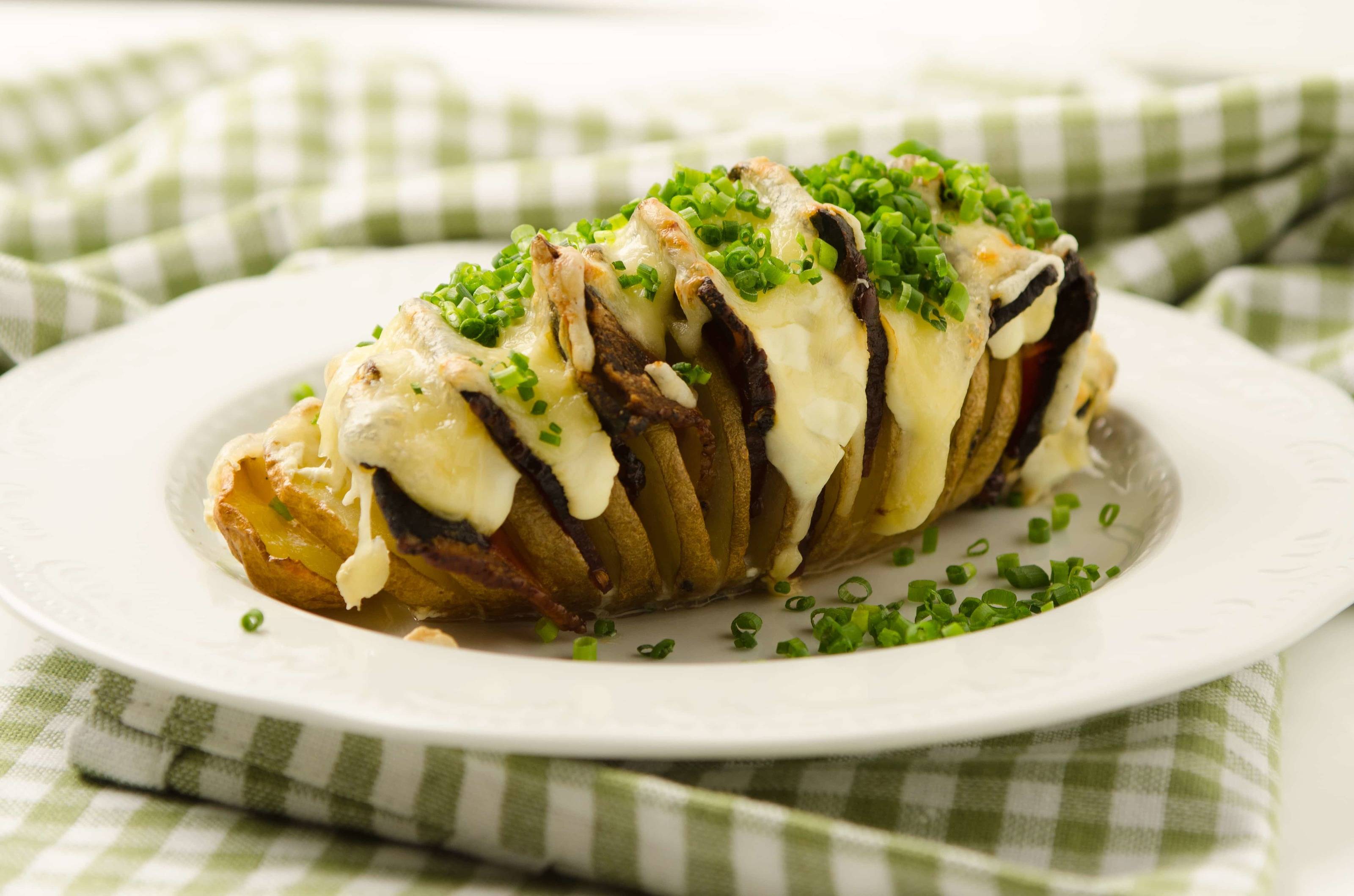 Fächerkartoffel mit Käse
