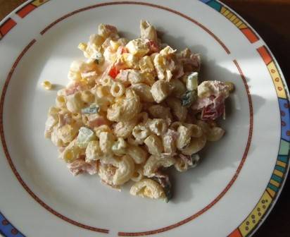 Schneller klassischer Nudelsalat Rezept - ichkoche.ch Schneller klassischer Nudelsalat Rezept - ichkoche.ch