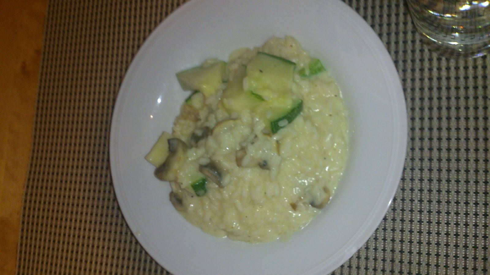 Zucchini-Risotto mit Basilikum Rezept - ichkoche.at