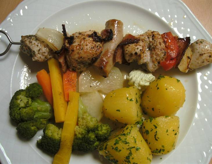 Putenspieß mit Gemüse Putenspieß mit Gemüse
