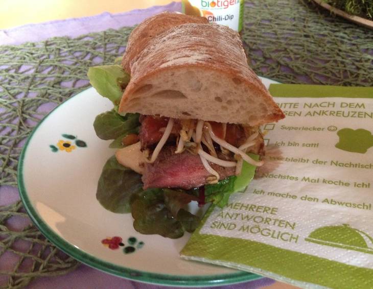 Asiatisches Steaksandwich Asiatisches Steaksandwich