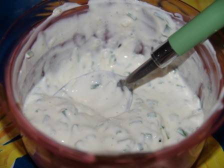 Grillsauce mit Schnittlauch Rezept - ichkoche.de Grillsauce mit Schnittlauch Rezept - ichkoche.de