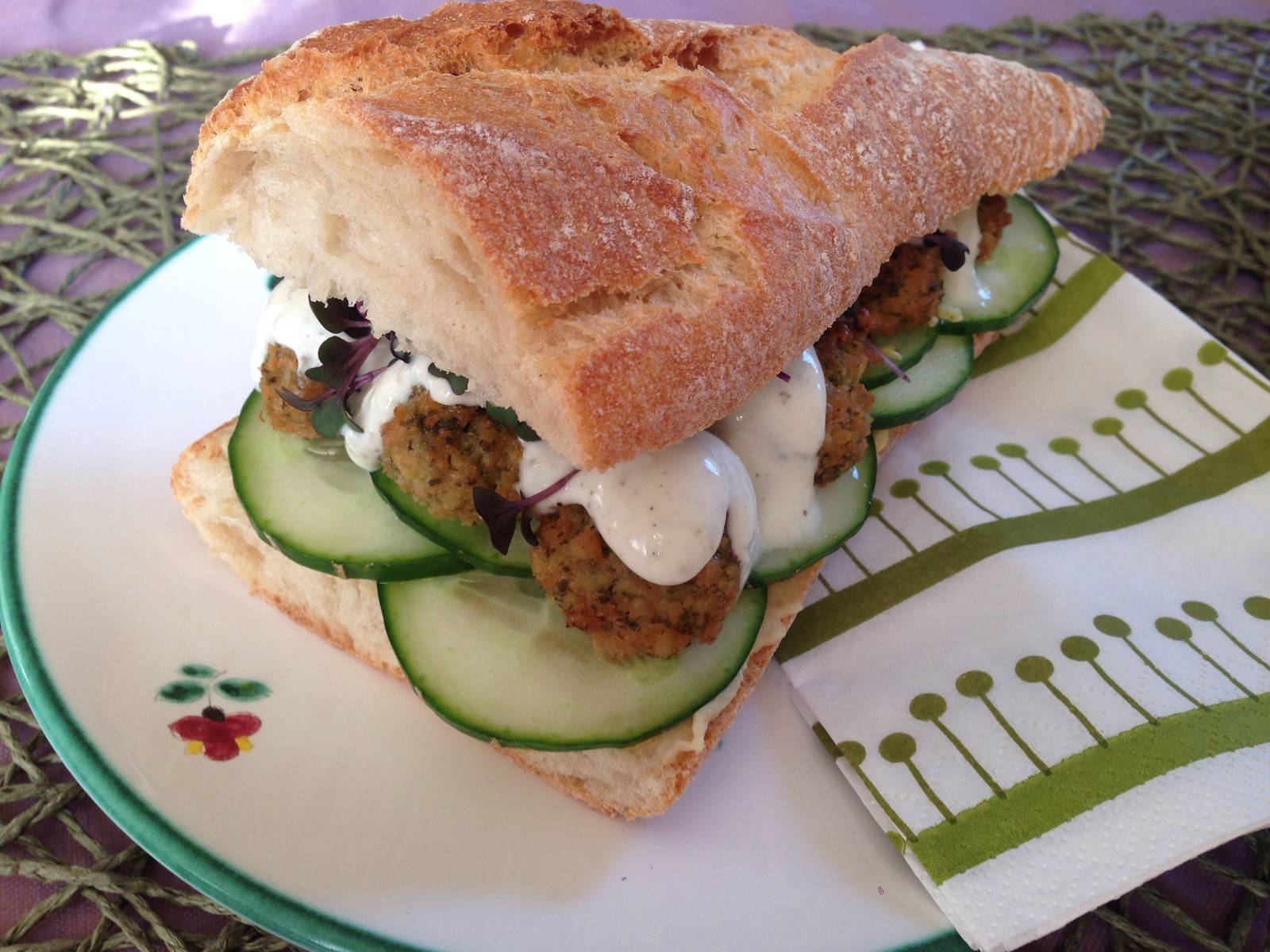 Vegetarisches Falafel-Sandwich
