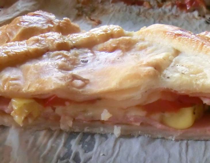 Pizza-Strudel