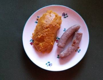 Süßkartoffelpüree mit Bratwurst Süßkartoffelpüree mit Bratwurst