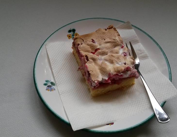 Ribiselschaumkuchen