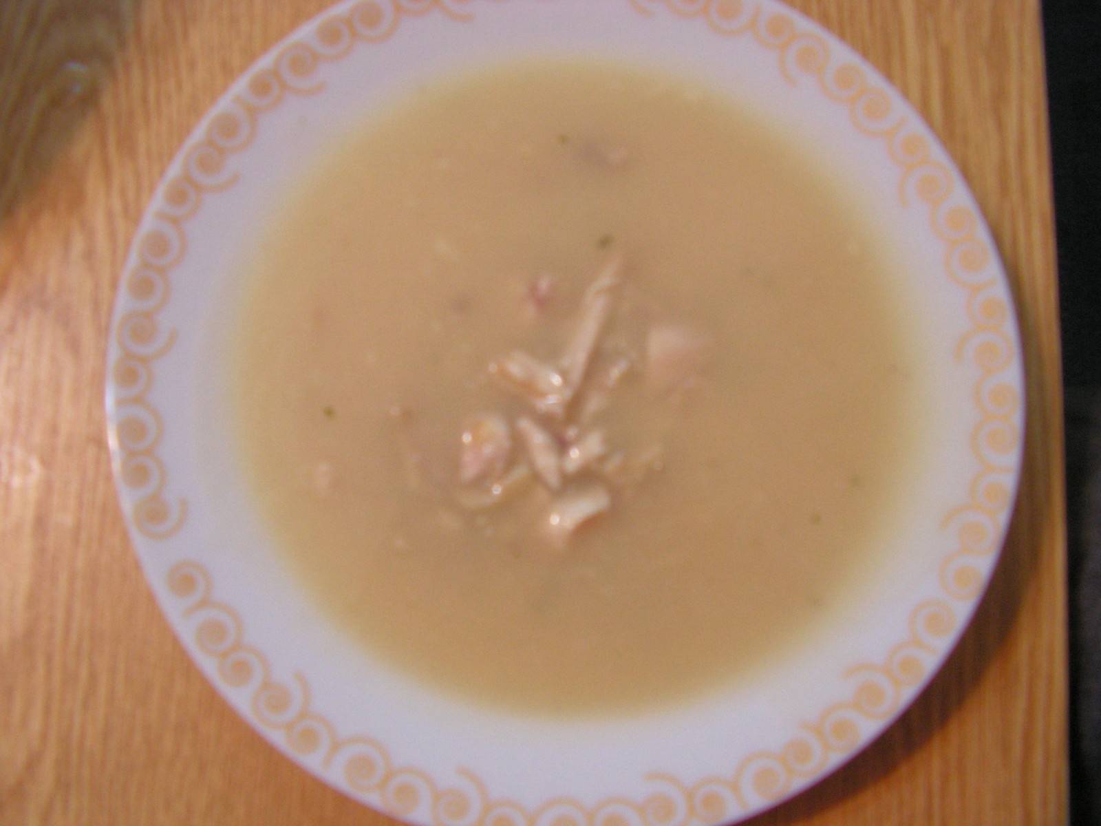 Dicke Hühnersuppe