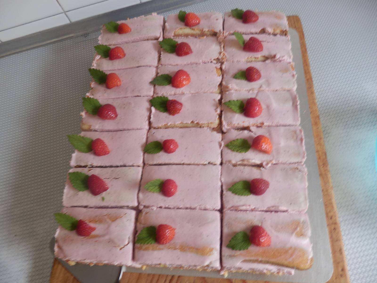 Erdbeer-Tiramisu Erdbeer-Tiramisu