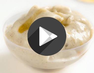 Video - Veganes Bananeneis Sie sehen dieses Bild nicht? Klicken Sie mit der rechten Maustaste darauf und wählen Sie „Bilder herunterladen.“