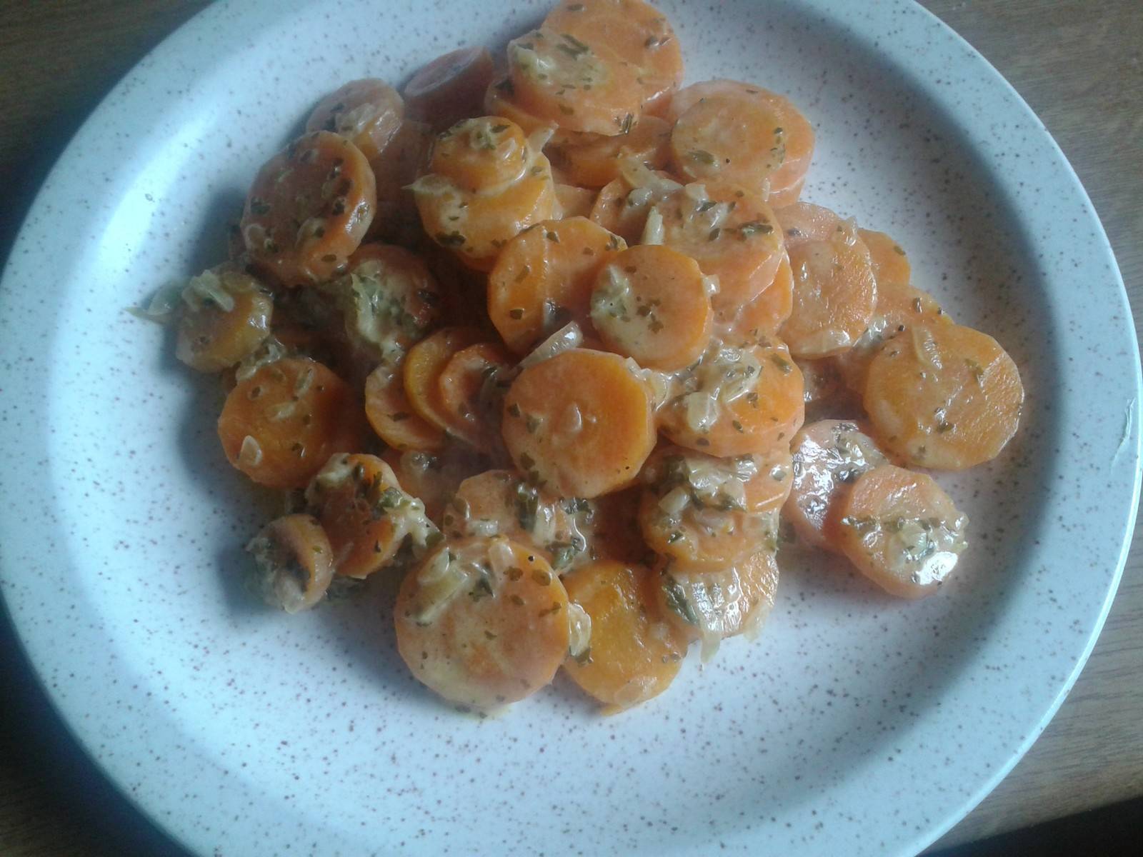 Karottengemüse mit Safran Rezept - ichkoche.ch Karottengemüse mit Safran Rezept - ichkoche.ch