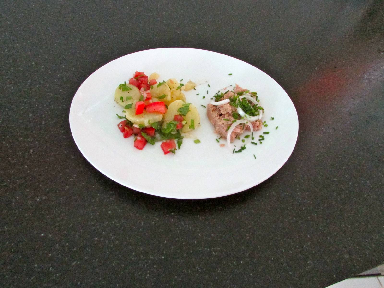 Pilzsalat mit Spanischer Paprikawurst Rezept - ichkoche.at Pilzsalat mit Spanischer Paprikawurst Rezept - ichkoche.at