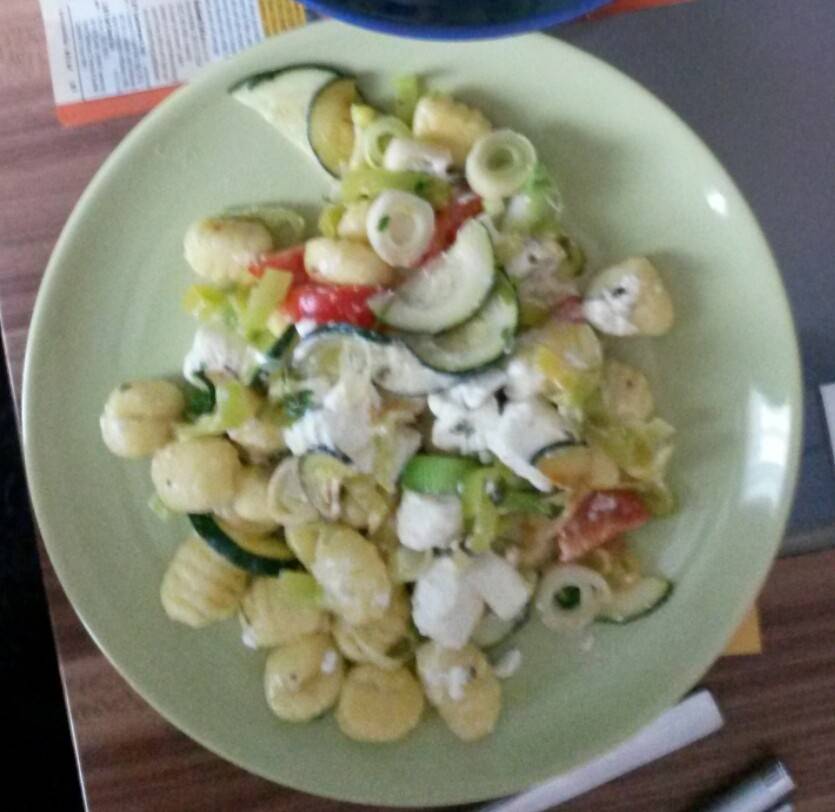 Gnocchi mit Salbei und Gemüse