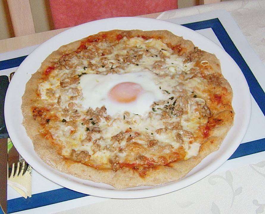 Pizza Tonno (mit Dinkelvollkornteig)