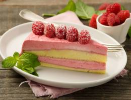 Himbeer-Rahm-Torte Himbeer-Rahm-Torte