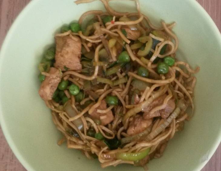 Mie-Nudeln aus dem Wok