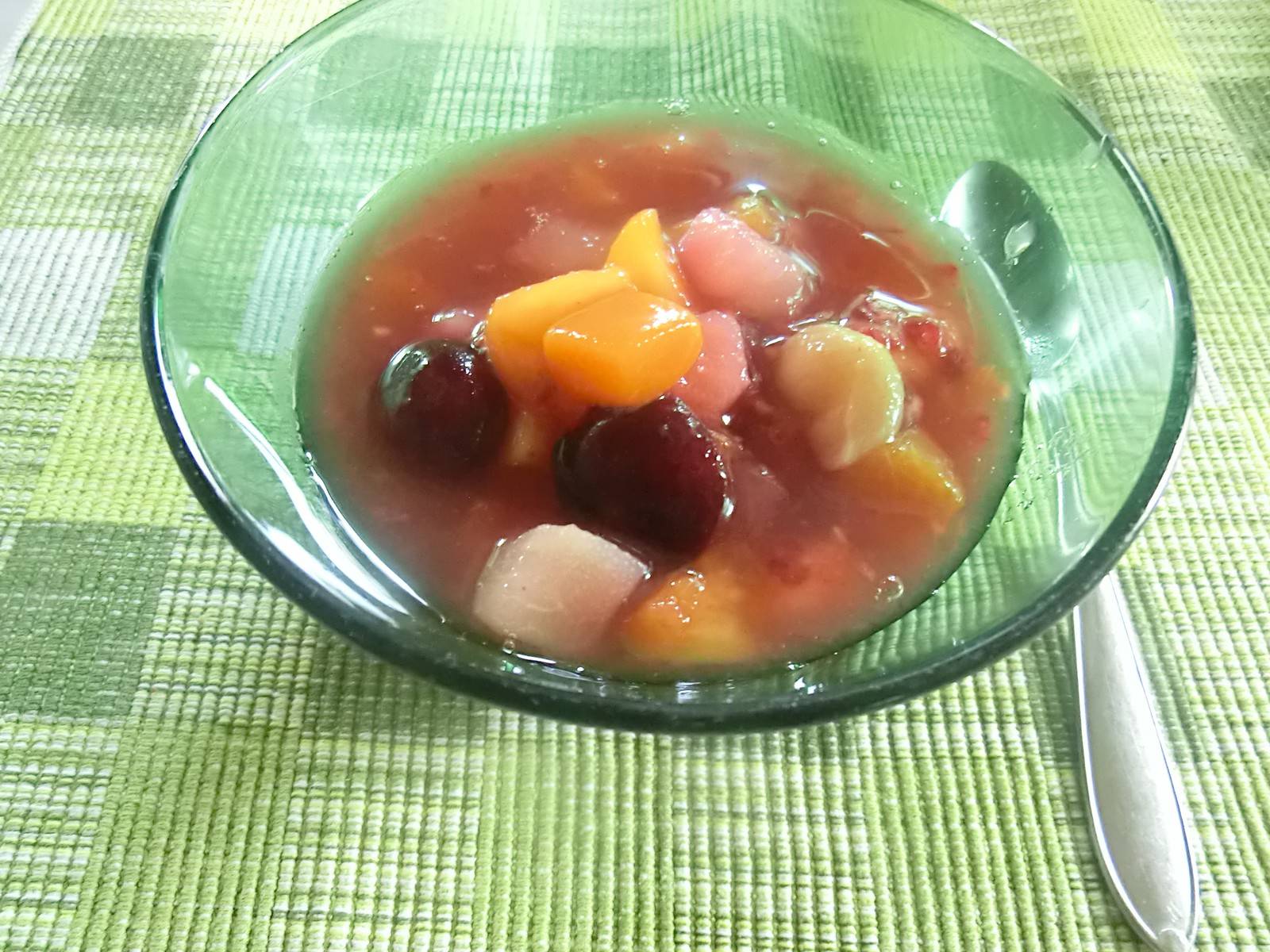 Schneller Obstsalat Rezept - ichkoche.de