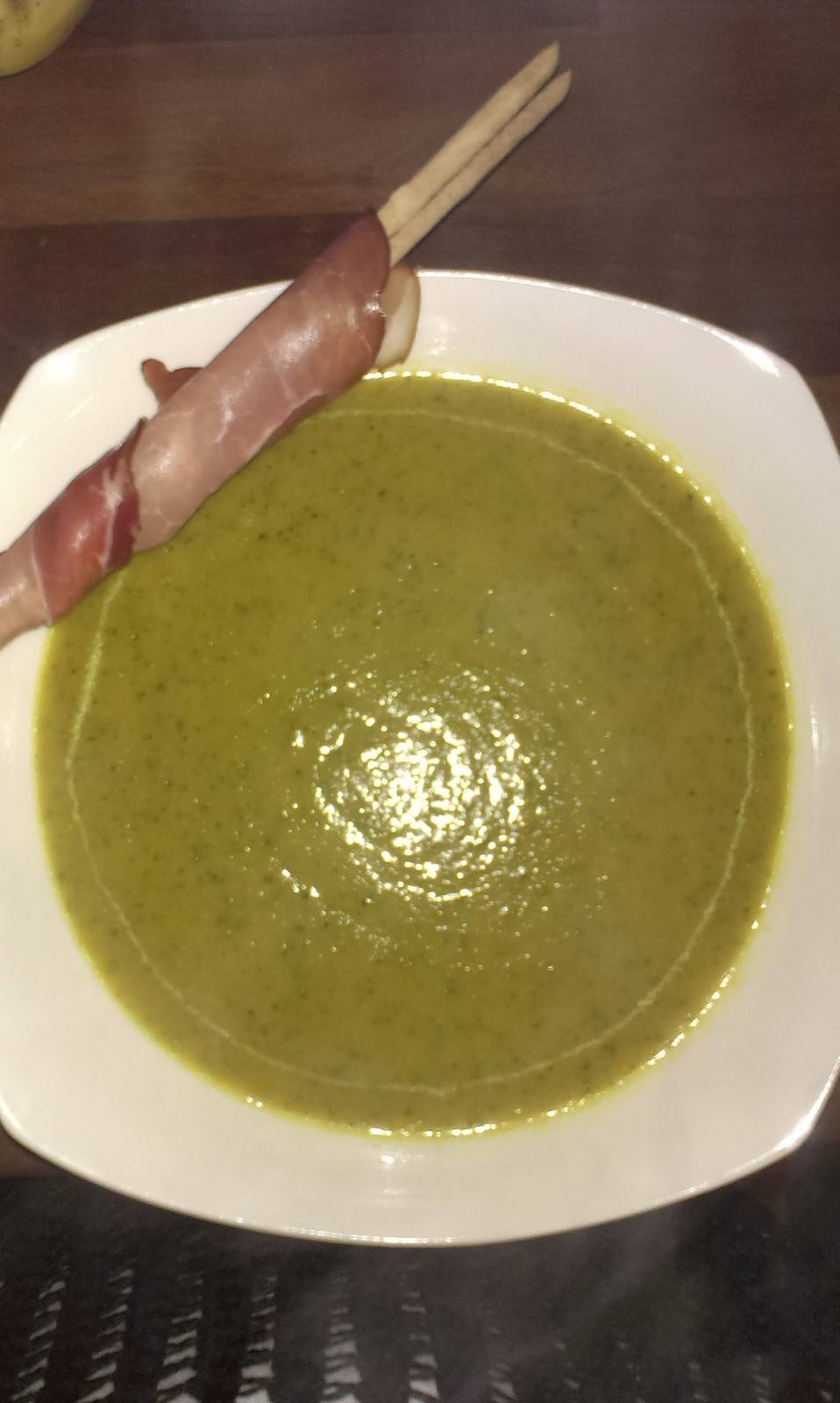 Zucchini-Suppe
