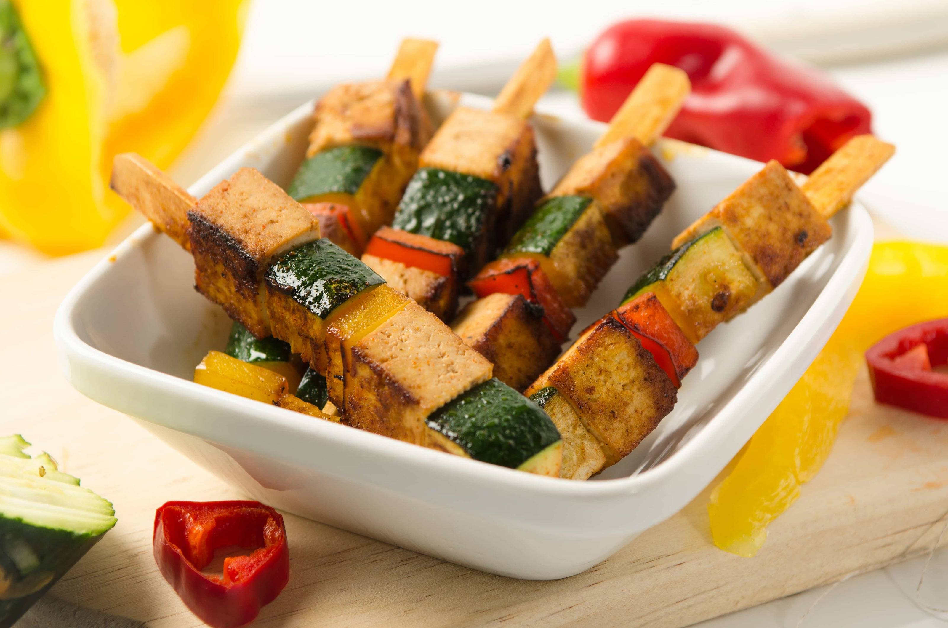 Rezept für Gemüse-Grill-Spieße mit Tofu
